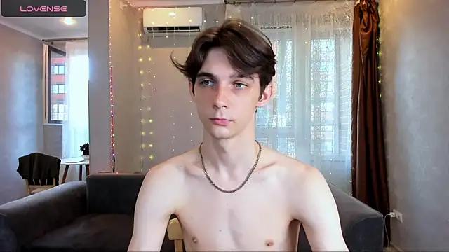 Aaron Boom online show from 06-26-26, 03:49
