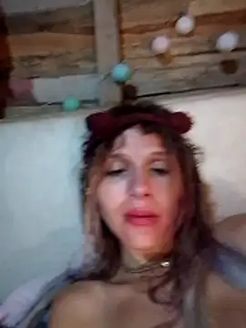 KeylacabreraC online show from 04-02-26, 01:47