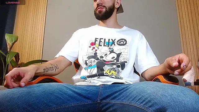 Mr WhiteCock online show from 10-21-25, 12:11