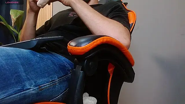 Mr WhiteCock online show from 10-22-25, 12:22