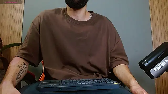 Mr WhiteCock online show from 10-24-25, 12:19