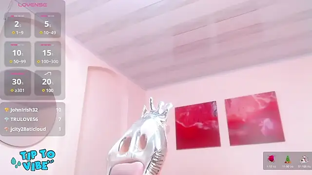 Snapshot of tamarafoxy_ chatting on 01-04-25, 04:00 tamarafoxy online show from 01-04-25, 04:00