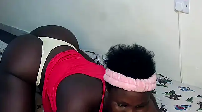 queen lov online show from 03-16-25, 08:10