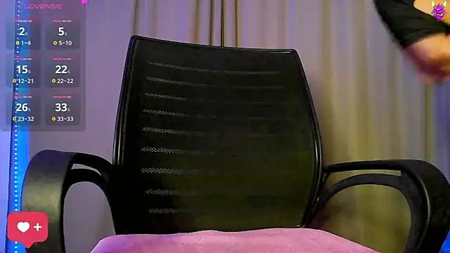 Snapshot of CallMeSima chatting on 02-24-25, 06:27 CallMeSima online show from 02-24-25, 06:27