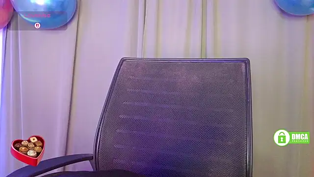 Snapshot of CallMeSima chatting on 10-16-25, 04:35 CallMeSima online show from 10-16-25, 04:35