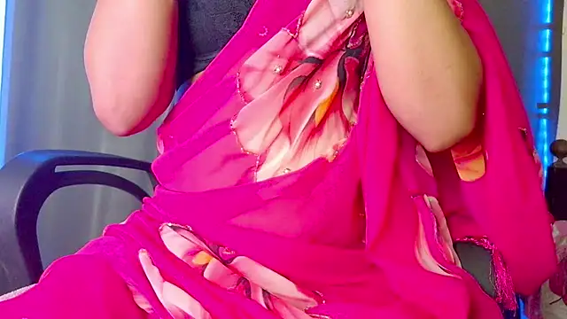 Snapshot of CallMeSima chatting on 07-02-26, 03:23 CallMeSima online show from 07-02-26, 03:23