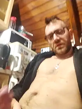 Snapshot of tomee83 chatting on 12-14-25, 06:19 tomee83 online show from 12-14-25, 06:19