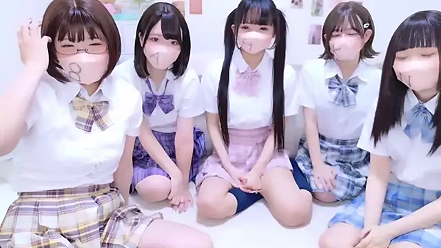 841 yayoi online show from 11-30-25, 03:54