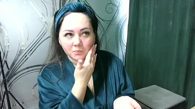 Snapshot of JuliaMorganss chatting on 02-11-26, 07:35 JuliaMorganss online show from 02-11-26, 07:35