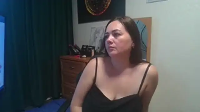 Snapshot of JuliaMorganss chatting on 07-11-26, 04:21 JuliaMorganss online show from 07-11-26, 04:21