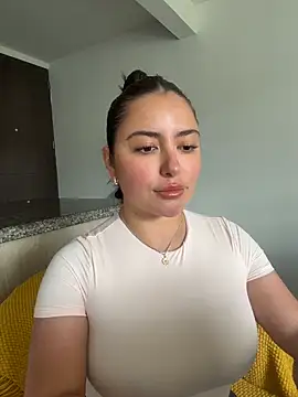 Snapshot of sukhakunis1 chatting on 07-24-26, 02:15 sukhakunis1 online show from 07-24-26, 02:15