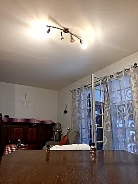 Snapshot of pachapeter chatting on 12-22-25, 08:44 pachapeter online show from 12-22-25, 08:44