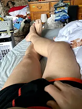 Snapshot of Russell1508 chatting on 01-13-26, 11:37 Russell1508 online show from 01-13-26, 11:37