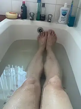 Snapshot of Russell1508 chatting on 03-11-26, 07:58 Russell1508 online show from 03-11-26, 07:58