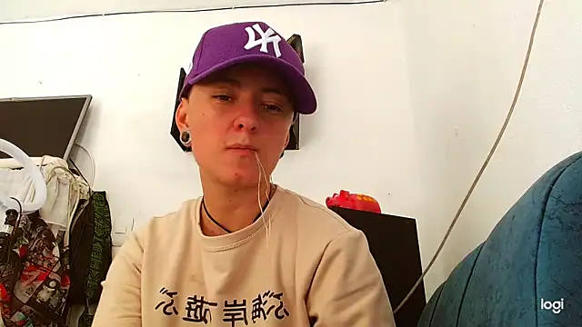 tomboyblue online show from 01-22-25, 08:17