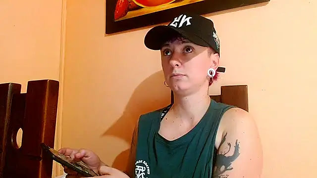tomboyblue online show from 06-18-26, 10:47