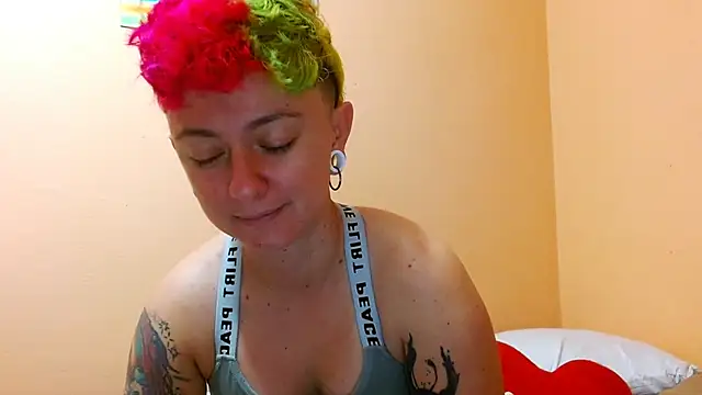 tomboyblue online show from 07-30-26, 01:54