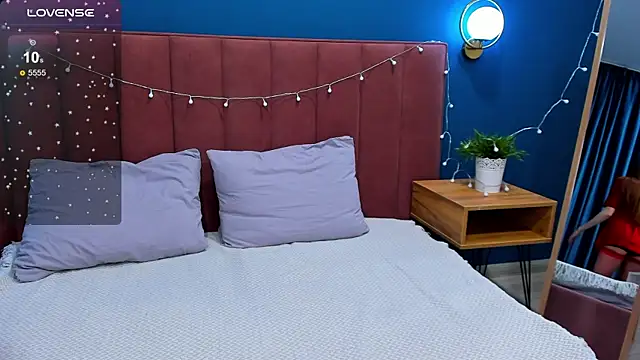 VanillaKelly online show from 12-06-24, 01:18