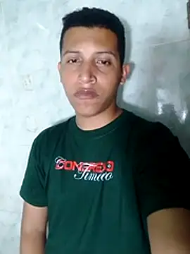 Snapshot of Fuenmayor40 chatting on 12-15-25, 05:23 Fuenmayor40 online show from 12-15-25, 05:23