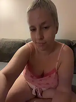 MariaValentine online show from 06-26-26, 08:13
