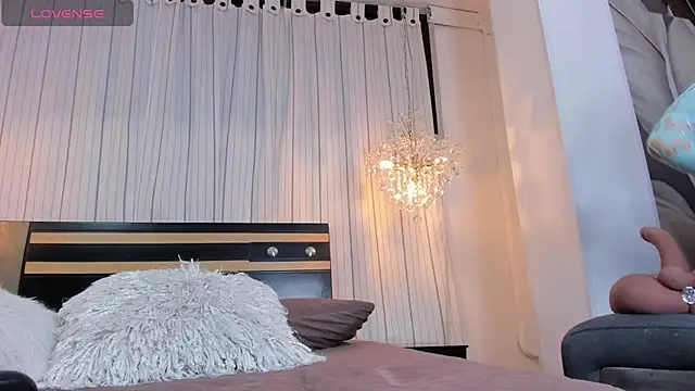 DahianaLincoln online show from 01-23-25, 07:40