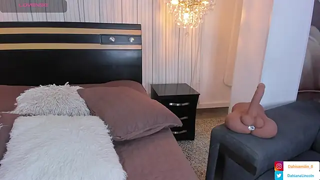 DahianaLincoln online show from 01-24-25, 08:00