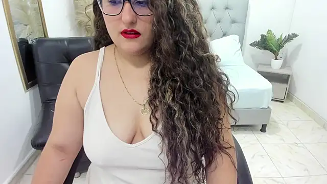 Snapshot of niraksil chatting on 03-07-25, 12:56 niraksil online show from 03-07-25, 12:56