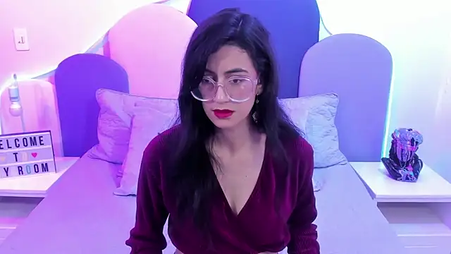 SophieGomez22 online show from 02-10-25, 11:15