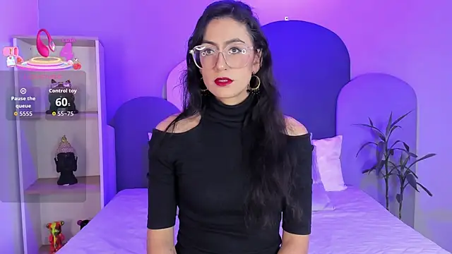 SophieGomez22 online show from 09-28-25, 11:26