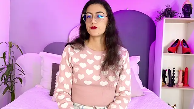 Snapshot of SophieGomez22 chatting on 05-22-26, 11:27 SophieGomez22 online show from 05-22-26, 11:27