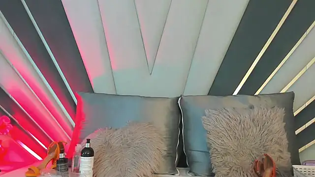 Snapshot of kathy-steven chatting on 10-13-25, 07:36 kathy-steven online show from 10-13-25, 07:36