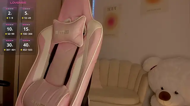 LittleSofia  online show from 12-22-24, 01:45