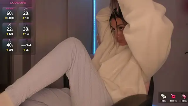 LittleSofia  online show from 12-24-24, 08:11