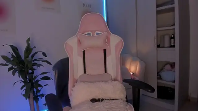 LittleSofia  online show from 12-26-24, 03:16