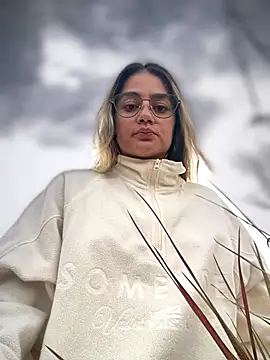 LittleSofia  online show from 09-10-25, 10:54