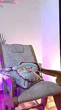 Snapshot of PaoL22 chatting on 11-29-25, 02:14 PaoL22 online show from 11-29-25, 02:14