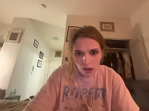 cherrypie2929 online show from 05-10-26, 07:13