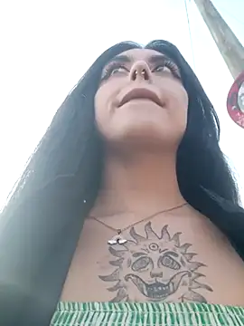 Snapshot of Mazikeen-- chatting on 02-15-25, 10:42 Mazikeen-- online show from 02-15-25, 10:42