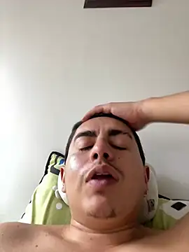 DanielGomez9 online show from 03-09-25, 08:31