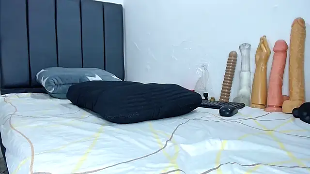 Snapshot of LaGersoon chatting on 02-08-26, 01:25 LaGersoon online show from 02-08-26, 01:25