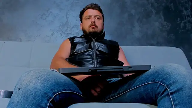 Snapshot of Master_Mark_Wayne chatting on 07-10-26, 04:39 Master Mark Wayne online show from 07-10-26, 04:39