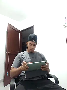 bonehur online show from 04-19-26, 04:45