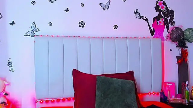 caro lyne  online show from 04-20-26, 05:05