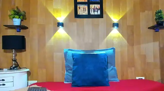 marianaa90 online show from 01-27-25, 03:39