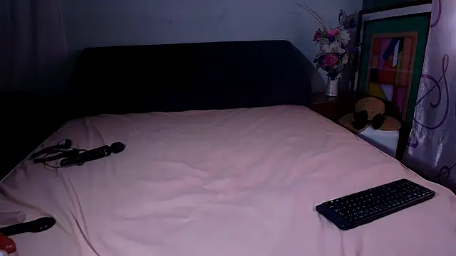 Andreabigboobs23 online show from 02-08-25, 08:32