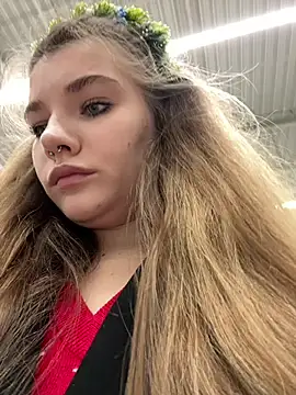 Holy Tereza online show from 12-27-24, 03:37