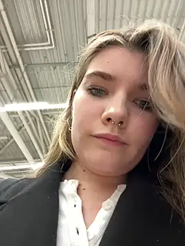 Holy Tereza online show from 01-25-25, 03:20