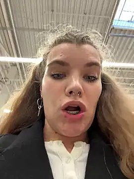 Holy Tereza online show from 02-20-25, 02:35