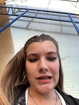 Holy Tereza online show from 09-09-25, 03:44