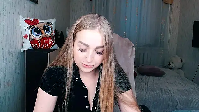 Snapshot of _KittyBoo chatting on 11-26-25, 06:36 KittyBoo online show from 11-26-25, 06:36